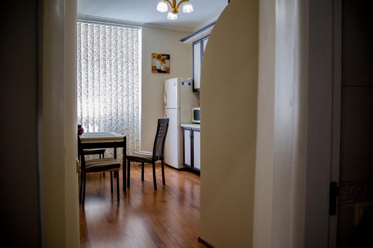 Apartment On Valova Street Лвив Екстериор снимка