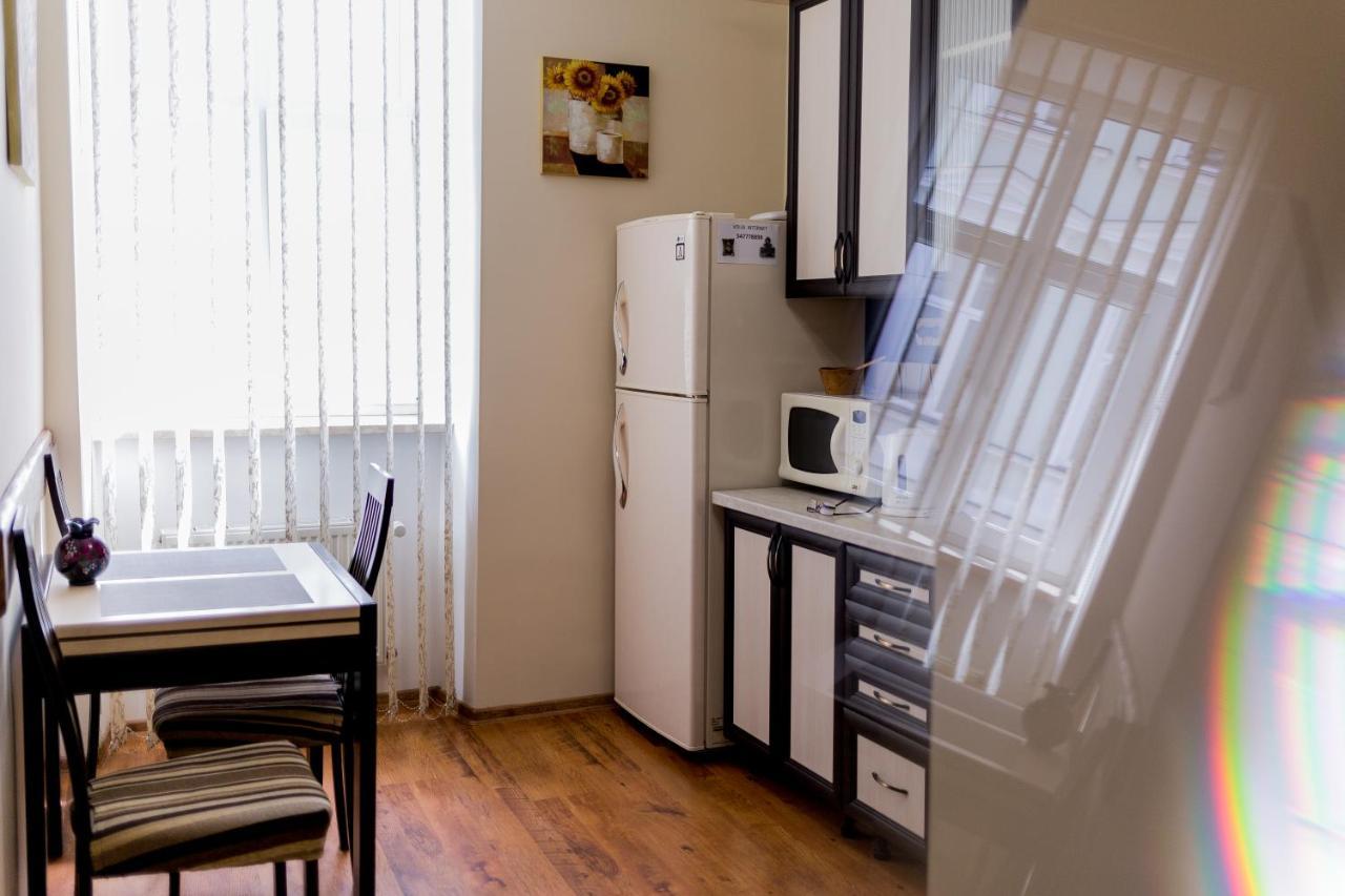 Apartment On Valova Street Лвив Екстериор снимка