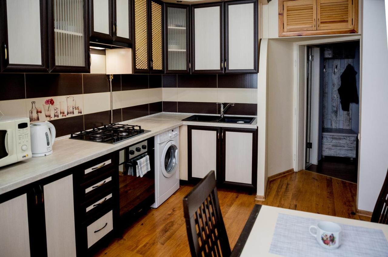 Apartment On Valova Street Лвив Екстериор снимка